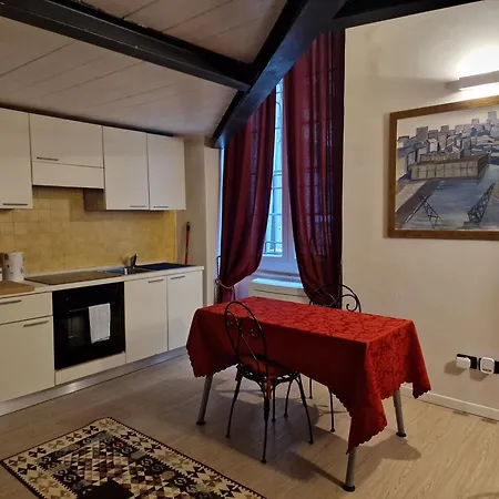 아파트 Residenza Allegra
